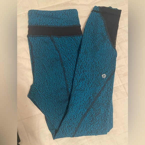 Lululemon leggings - Picture 1 of 3